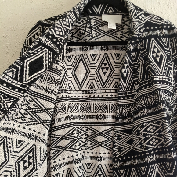 H&M Conscious Aztec Wrap Jacket - Picture 9 of 10